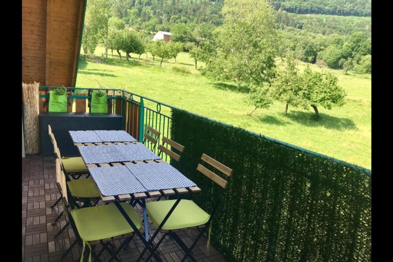 The Green Fee Close To The Golf Course And 5 Minutes From The Lake Giez Eksteriør billede