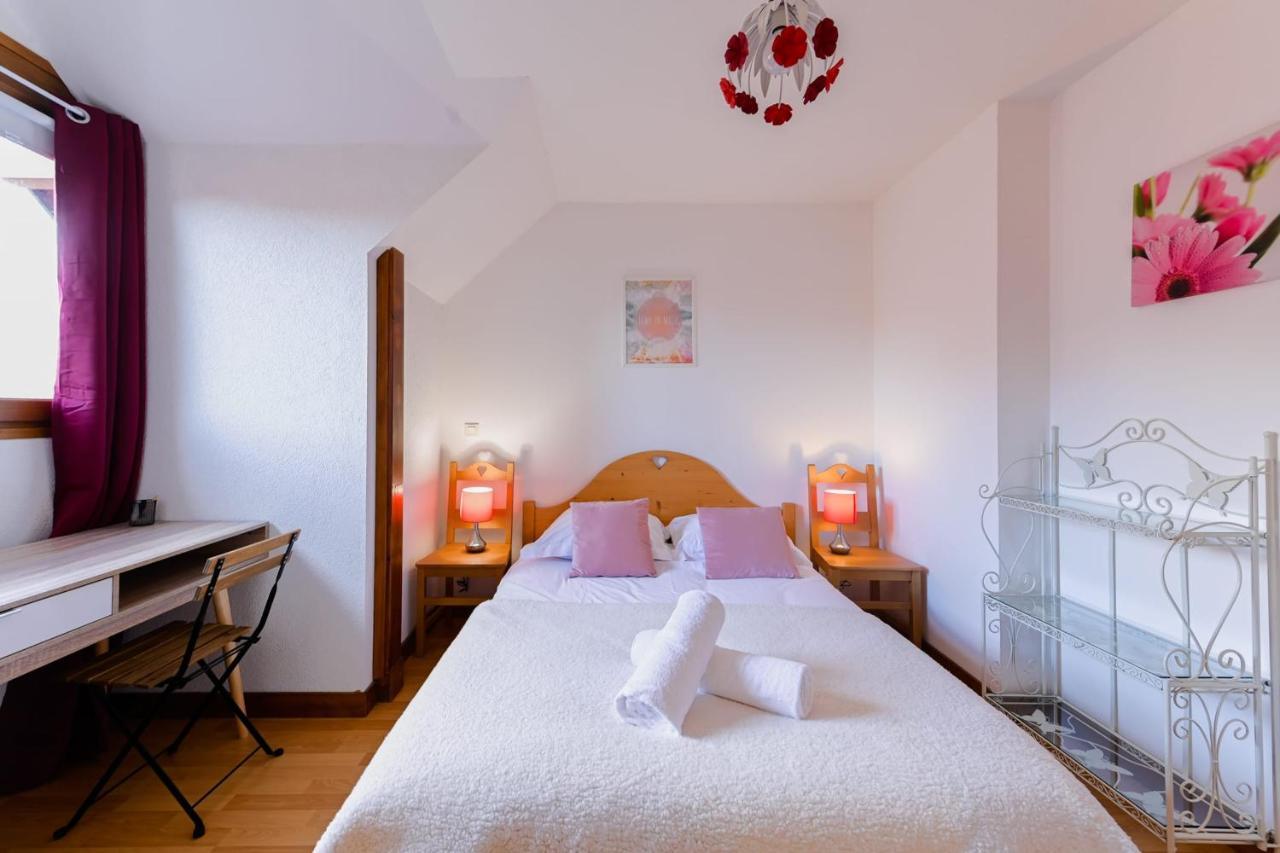 The Green Fee Close To The Golf Course And 5 Minutes From The Lake Giez Eksteriør billede