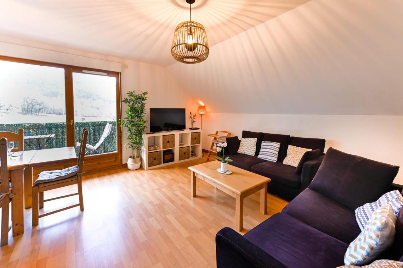 The Green Fee Close To The Golf Course And 5 Minutes From The Lake Giez Eksteriør billede