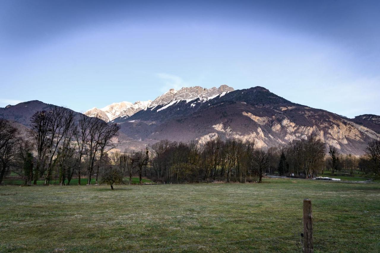 The Green Fee Close To The Golf Course And 5 Minutes From The Lake Giez Eksteriør billede